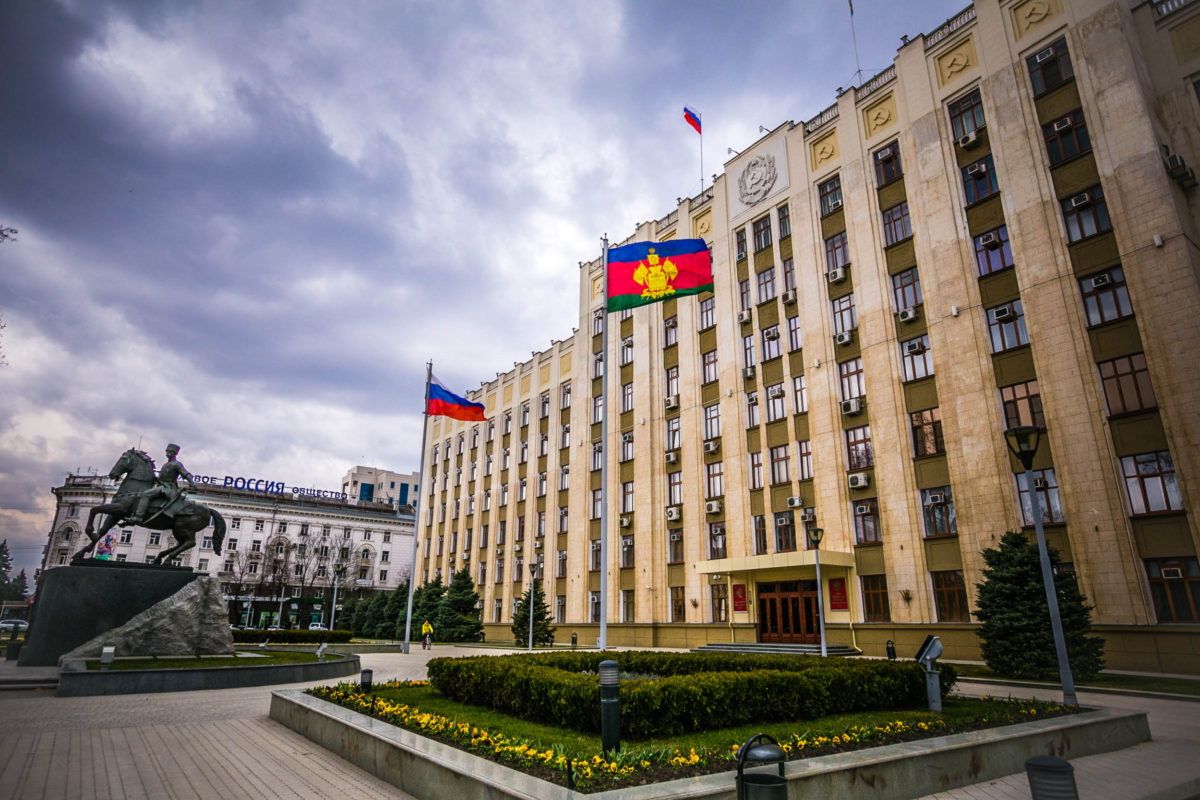 Дмитрий Розевика ушел в отставку